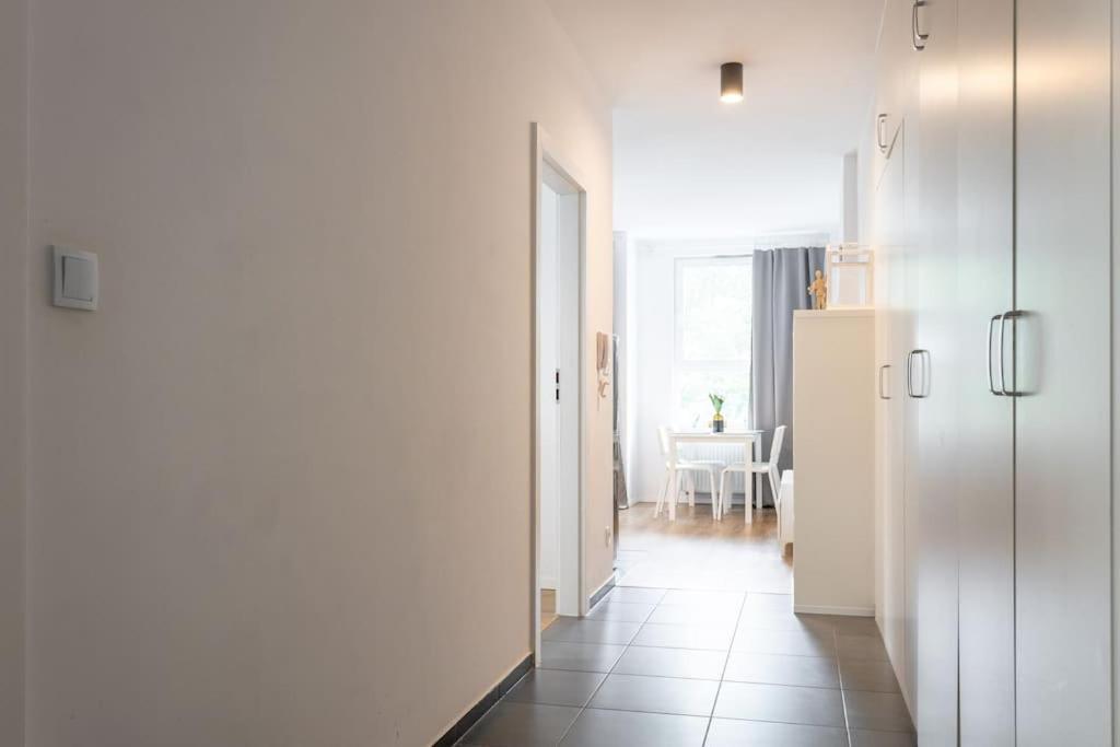 Urban Chic - -cozy And Stylish - Rondo Onz - Pereca Apartment *